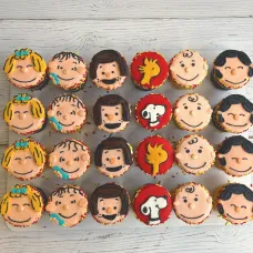 Charlie Brown / Peanuts Cupcakes