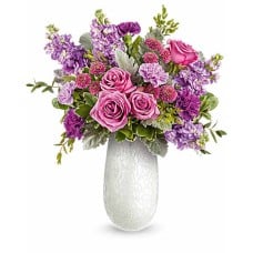 Giftblooms Amelia Bouquet (Standard)