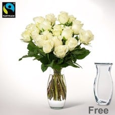 Bunch of 20 white Fairtrade roses with Vase