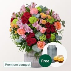 Flower Bouquet Lieber Gruß with vase & 3 Ferrero Giotto