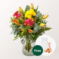 Flower Bouquet Fruhlingsfee with vase & 3 Ferrero Giotto