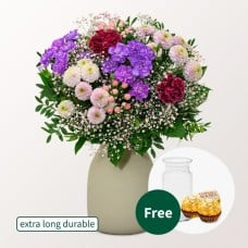 Flower Bouquet Blutentraum with vase & 3 Ferrero Giotto