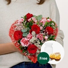 Flower Bouquet Herzensblüte with vase & 3 Ferrero Giotto