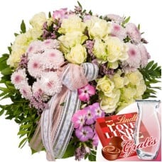 Flower Bouquet Liebesbrief with vase & Lindt Lindor