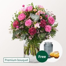 Premium Bouquet "Only for you" with premium vase & 2 Ferrero Rocher