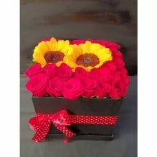 Rosas & Girasoles en Caja