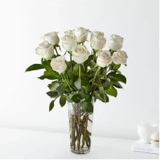 Long Stem White Rose Bouquet (Standard - 12 Roses)