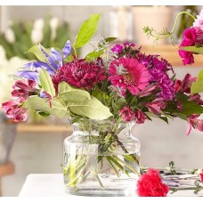 Regal Jewel – A Florist Original (Standard)