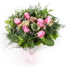 aSix Long Stemmed Pink Roses (Standard)