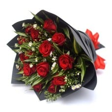 15 Velvety Red Roses Bouquet