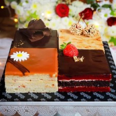 Signature Four In One Cake - 1Kg (2.2Lbs)