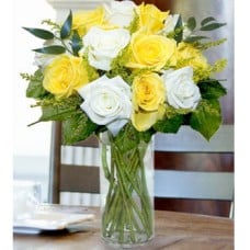 12 Yellow And White Roses Mix In Vase