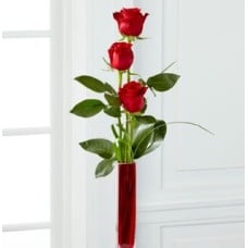 Imported 3 Pcs Red Roses In A Vase
