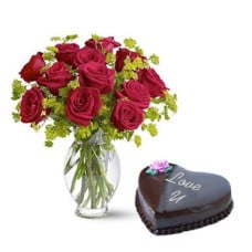 Cake With 2 Dozen Red Roses In A Vase