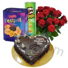 (000015) Heart shape cake with chips, biscuit and red roses