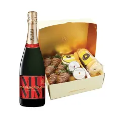 Sparkling Cheese And Strawberry Gift Box