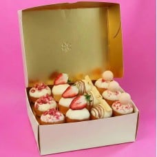 White Chocolate Donut Gift Box