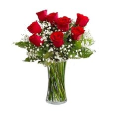 8 red roses bouquet