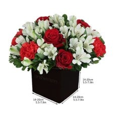 Cube With Alstroemerias And Roses (medium)