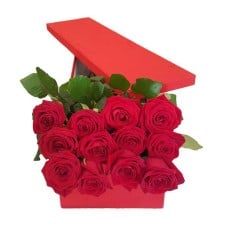 Red flower box with 12 red roses