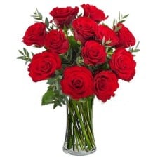 Bouquet of 12 red roses (Basic)