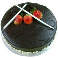 Chocolate Cheese Delight with Flower Hand Bouquet (Half Kg)