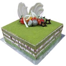 Green Tea Cake Delight (0.5kg cake with 6 stalk (Carnations OR Roses))