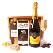 Bubbly with Dark Chocolate