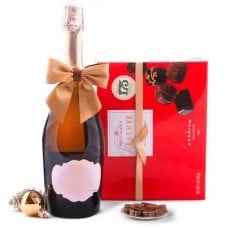Bubbly with Chocolates