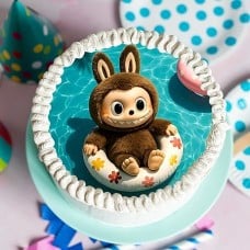Labubu Cake (Small)