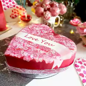 Heart-Shaped Love Message Cake (Medium (25 X 24 cm (10 shares)))