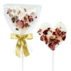 White heart-shaped lollipops with rose petals (10 pieces)