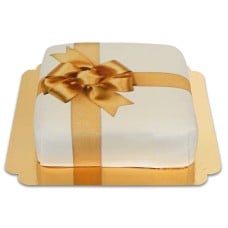 Cake-gift box white