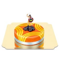 Wonder Woman on Red Cake Superpowers (Small (18 cm (6-8 slices)))