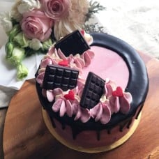Mother's Day Raspberry Cake Bundle