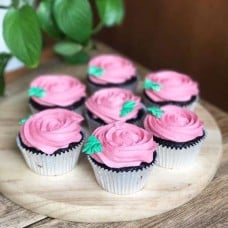 Red Velvet Cupcakes 12 pieces