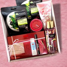 Victoria'S Secret® And Pupa Milano® Gift Box