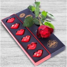 'sealed With A Kiss 'java Lip Chocolates With Single Rose