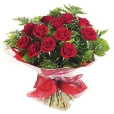 A Dozen Red Roses (Standard)
