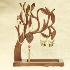 Stylish Jwelry Tree with Neckpiece and Earrings