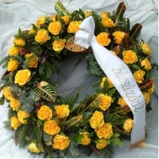 Farewell us - Greek Wreath yellow roses (Medium)