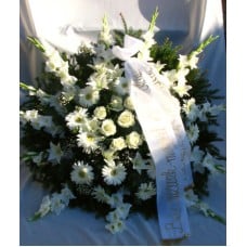 The girdle of white roses