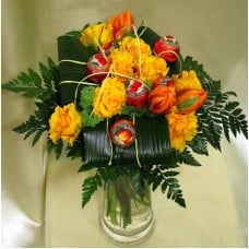 Yellow roses marzipan balls (Medium)