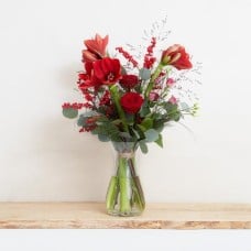 The sumptuous amaryllis bouquet