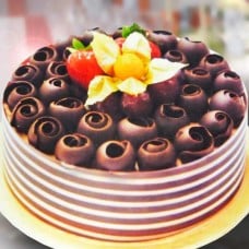 Chocolate Strawberry Cake 1 Kg
