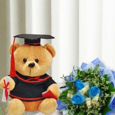 18Cm Graduation Bear With 3 Blue Roses Hand Bouquet