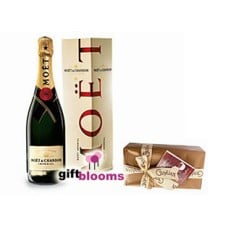 Luscious Chocolate and Moet Gift Set to Japan