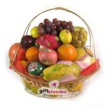 Classic Fruit Gift Basket to Taiwan