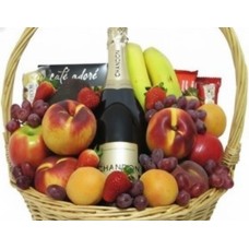 Moet and Fruits Supreme to Taiwan