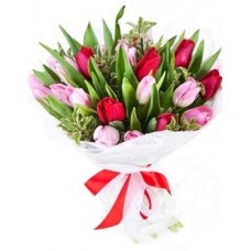 Red and Pink Tulips from 11 to 101 (11 stems)